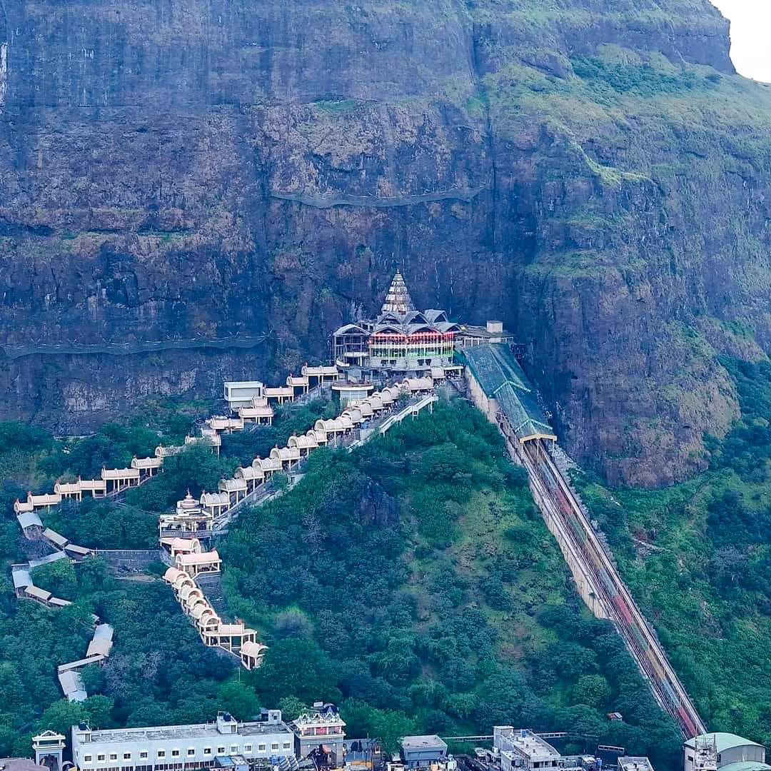 Famous tourist attractions in Nashik